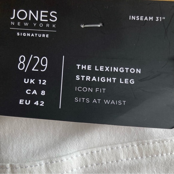 NWT- Jones New York Signature - Lexington - Picture 2 of 5